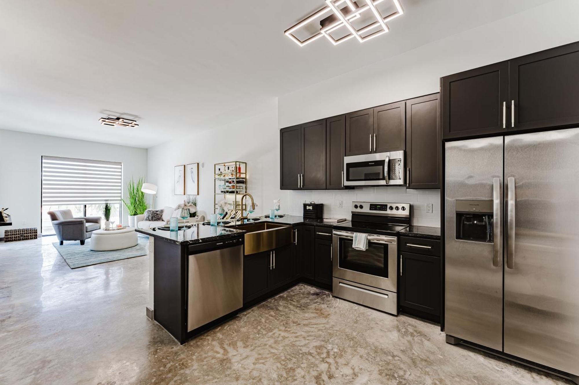 Villa Lux Modern 4br With Pool In