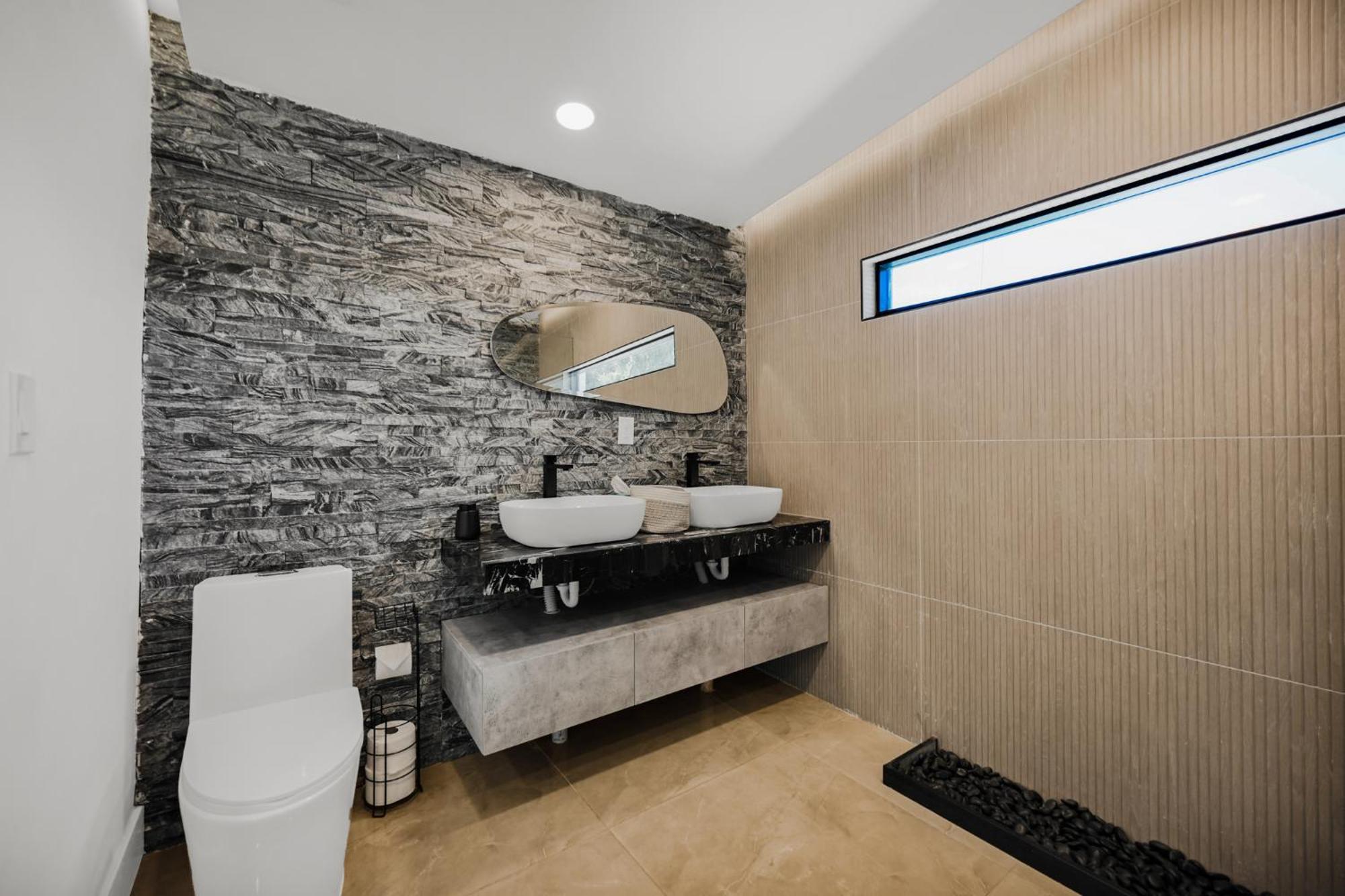 Villa Lux Modern 4br With Pool In *