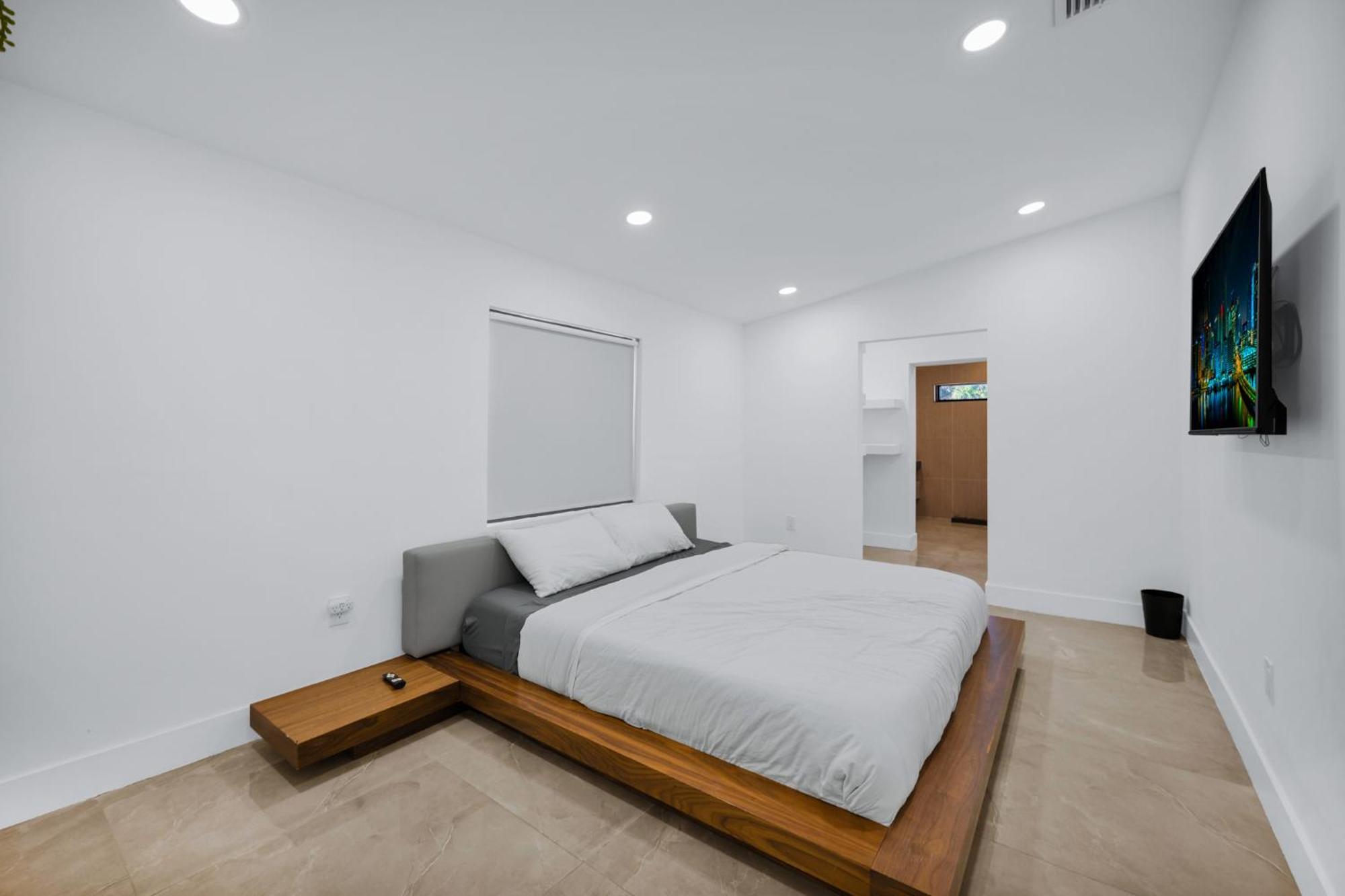 Lux Modern 4br With Pool In Villa *